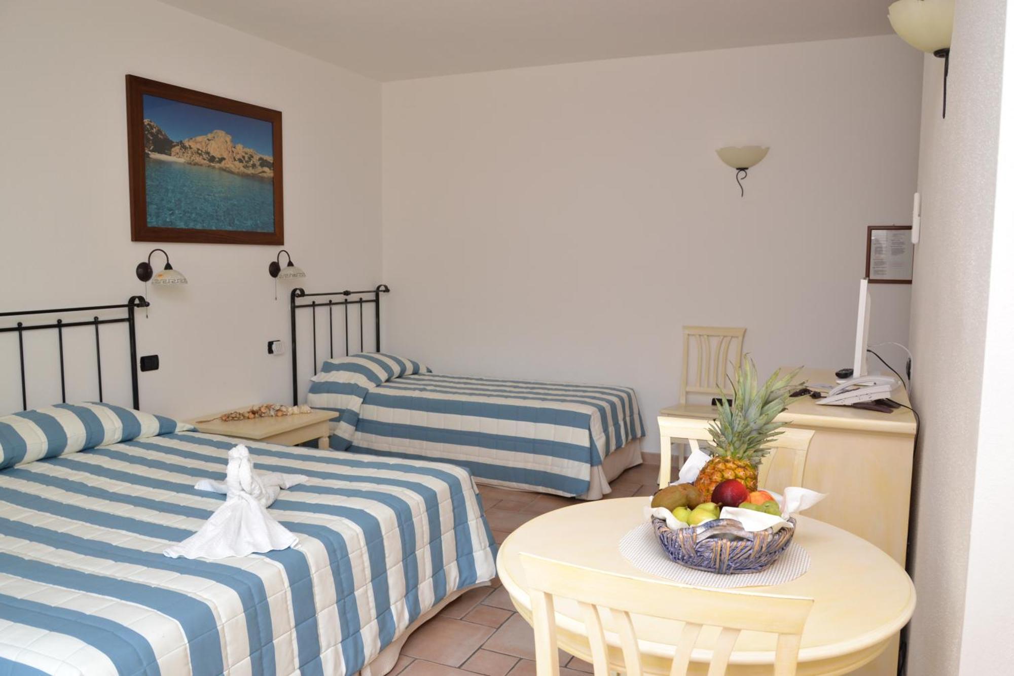 Hotel Villa Del Parco La Maddalena  Cameră foto