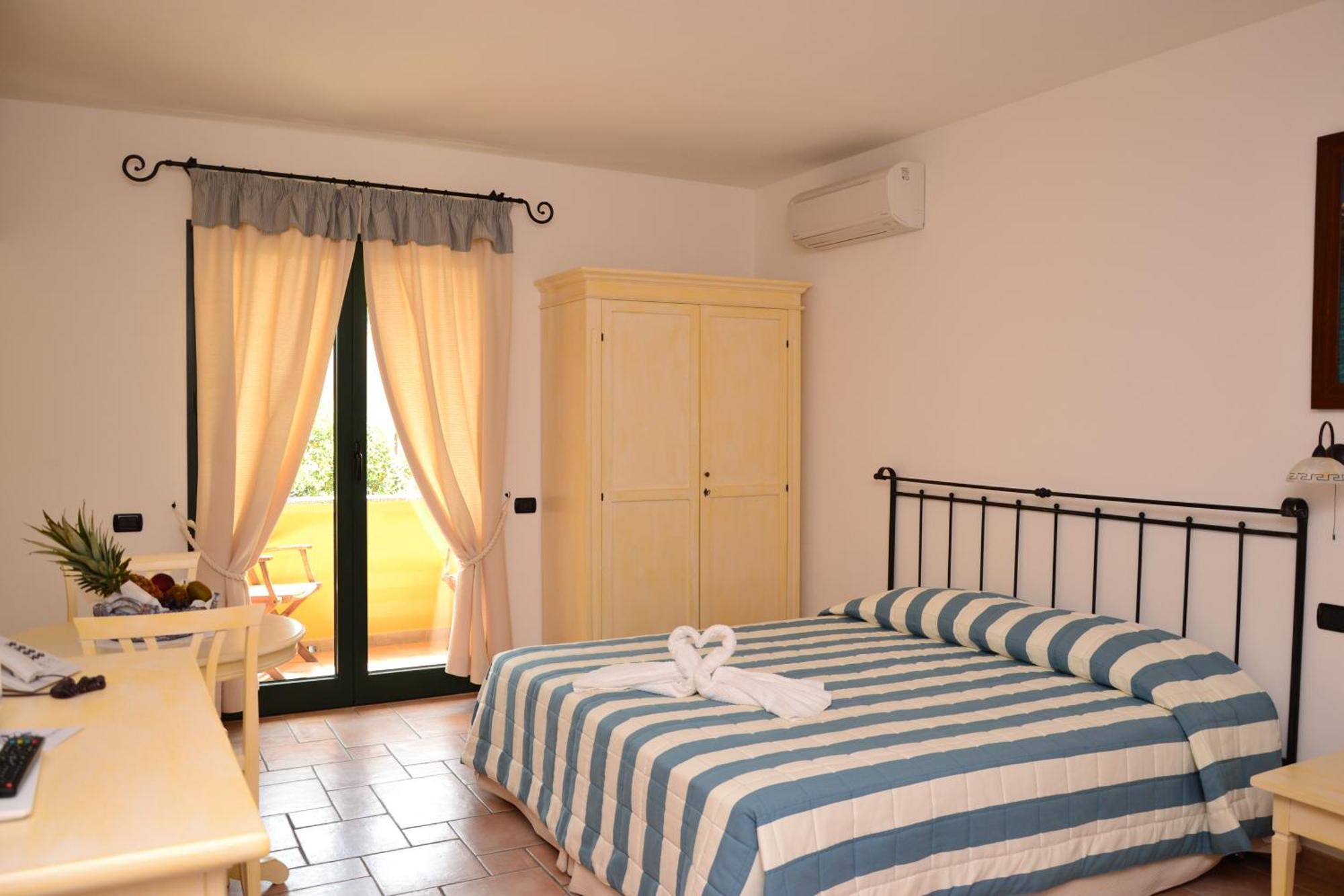 Hotel Villa Del Parco La Maddalena  Cameră foto